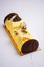 Load image into Gallery viewer, Bûche de Noël | Grand Marnier
